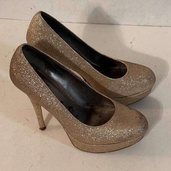Brash Women's Sexy Gold Glitter High Heel Shoes - Picture 10 of 11